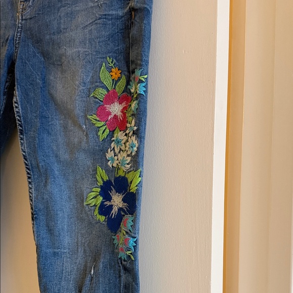 Zara Women's Blue Embroidered Skinny Jeans - Picture 3 of 4